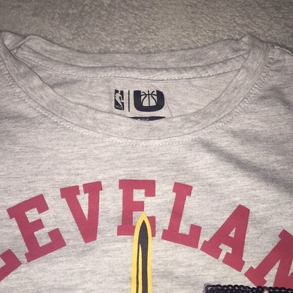 Women’s NWOT NBA Cleveland Cavaliers t-shirt - Picture 6 of 8